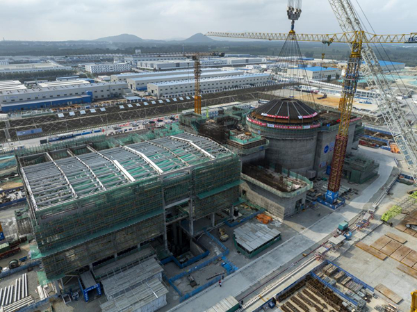 建設(shè)中的海南昌江核電廠“玲龍一號(hào)”。中核集團(tuán)海南核電有限公司供圖