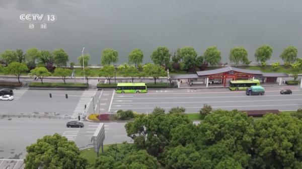 交通運(yùn)輸部：截至去年底 我國城市公共汽電車超70萬輛