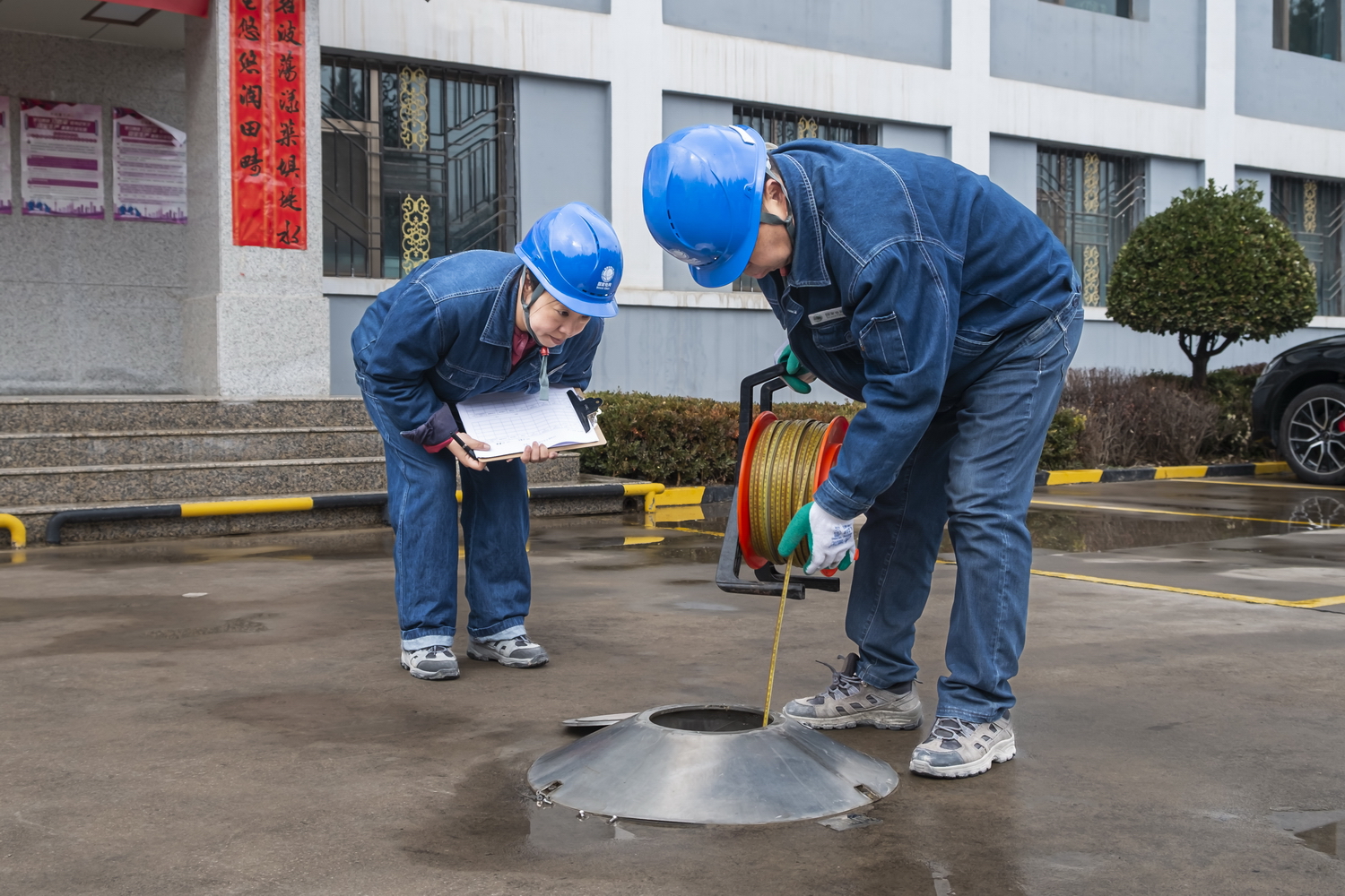 劉家峽水電廠：技能大比武，筑牢水電安全防線 (2).jpg