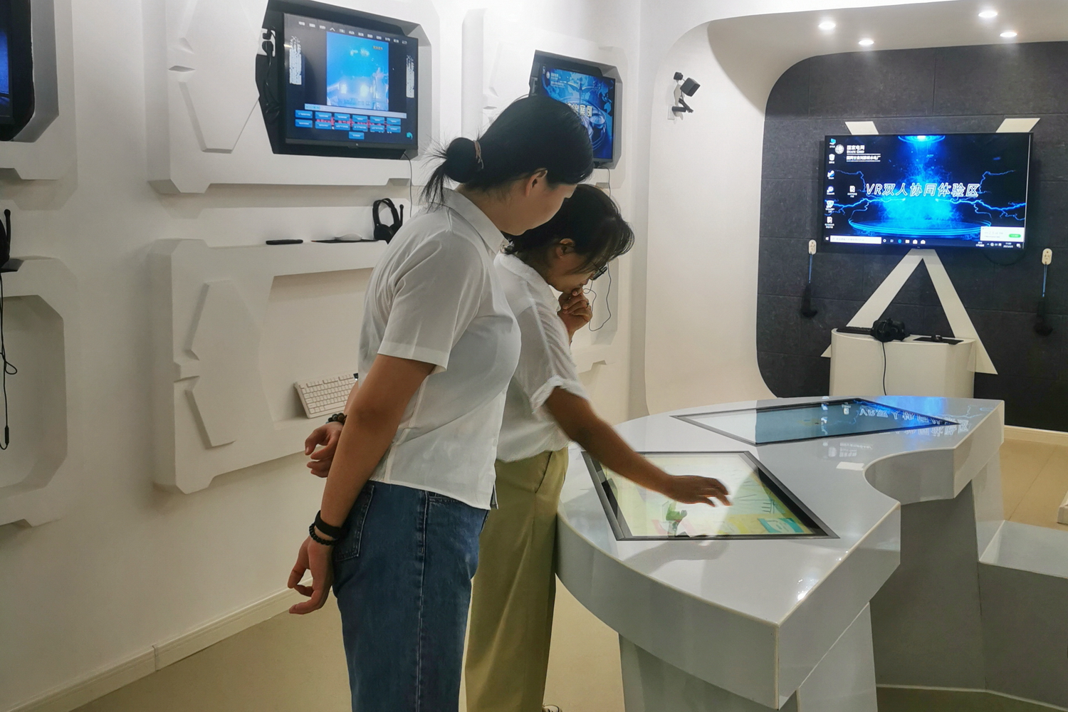 劉家峽水電廠：開展法治宣傳教育 <span id=