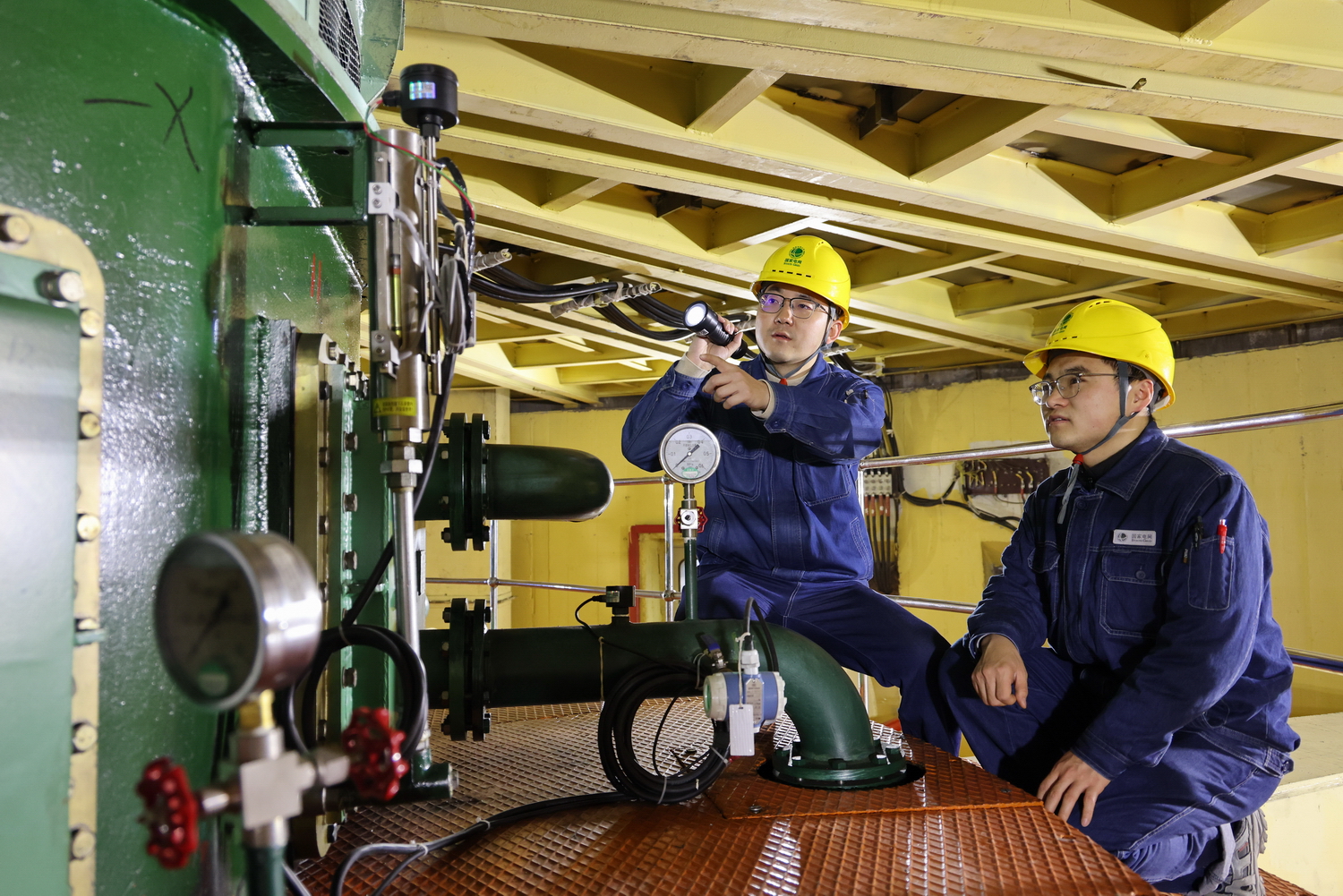 劉家峽水電廠：?jiǎn)⑼C(jī)操作卡試運(yùn)行 賦能智慧水電<span id=