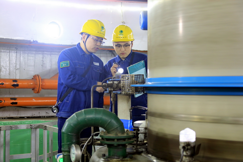 劉家峽水電廠：春檢賦能“工培一體” 助推人才隊伍發(fā)展.JPG