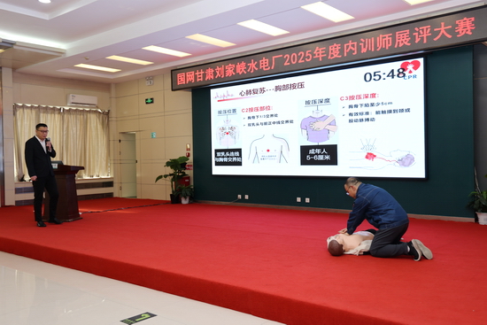 2N2A5175 550.JPG